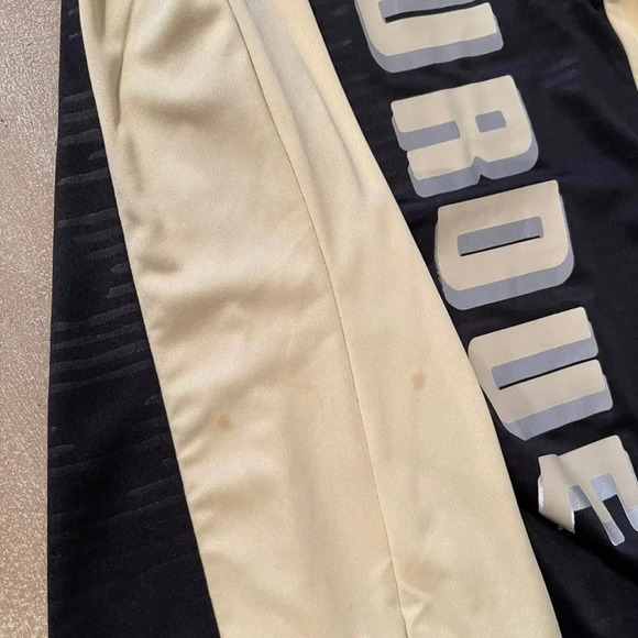 NWT’S. Colosseum Black Purdue Boilermakers Quarter-Zip Pullover. - Picture 5 of 8